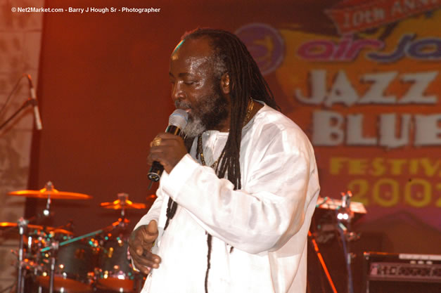 Freddy McGregor @ The Aqueduct on Rose Hall - Friday, January 26, 2007 - 10th Anniversary - Air Jamaica Jazz & Blues Festival 2007 - The Art of Music - Tuesday, January 23 - Saturday, January 27, 2007, The Aqueduct on Rose Hall, Montego Bay, Jamaica - Negril Travel Guide, Negril Jamaica WI - http://www.negriltravelguide.com - info@negriltravelguide.com...!