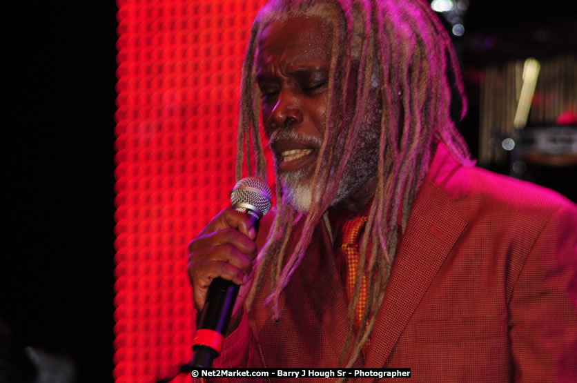 Billy Ocean at the Air Jamaica Jazz and Blues Festival 2008 The Art of Music - Saturday, January 26, 2008 - Air Jamaica Jazz & Blues 2008 The Art of Music venue at the Aqaueduct on Rose Hall Resort & Counrty Club, Montego Bay, St. James, Jamaica W.I. - Thursday, January 24 - Saturday, January 26, 2008 - Photographs by Net2Market.com - Claudine Housen & Barry J. Hough Sr, Photographers - Negril Travel Guide, Negril Jamaica WI - http://www.negriltravelguide.com - info@negriltravelguide.com...!