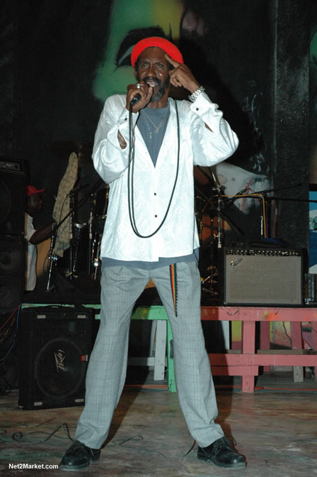 Reggae Superstar - Bush Man @ Bourbon Beach with Boddy Dread & Singing Honour - Presented by Our Music Promotions - Omar & Ama-Donna - Saturday, May 14, 2005 - Negril Travel Guide, Negril Jamaica WI - http://www.negriltravelguide.com - info@negriltravelguide.com...!