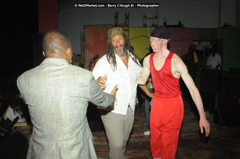 Bunny Wailer & King Yellowman at Bourbon Beach - Monday, February 25, 2008 - Bourbin Beach Restaurant, Bar, Oceanfront Accommodatioins, Live Reggae Music & Disco, Norman Manley Boulevard, Negril, Westmoreland, Jamaica W.I. - Photographs by Net2Market.com - Barry J. Hough Sr, Photographer - Negril Travel Guide, Negril Jamaica WI - http://www.negriltravelguide.com - info@negriltravelguide.com...!