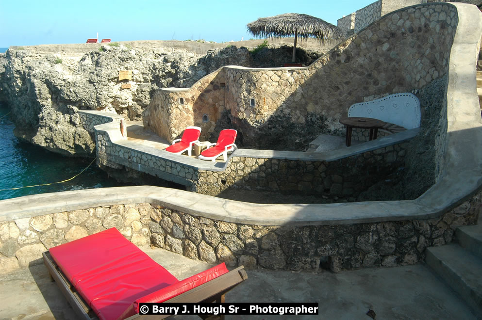 Catcha Fallen Star Resort Rises from the Destruction of Hurricane Ivan, West End, Negril, Westmoreland, Jamaica W.I. - Photographs by Net2Market.com - Barry J. Hough Sr. Photojournalist/Photograper - Photographs taken with a Nikon D70, D100, or D300 -  Negril Travel Guide, Negril Jamaica WI - http://www.negriltravelguide.com - info@negriltravelguide.com...!