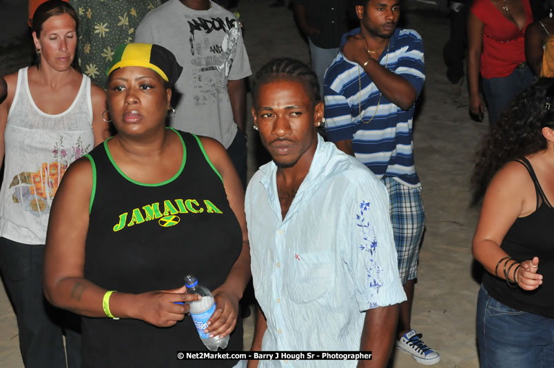  Coco Tea & Silver Cat at Bourbon Beach - Money Cologne Promotions presents The Growning of Coco Tea & Silver Cat at Bourbon Beach, Norman Manley Boulevard, Negril , Westmoreland, Jamaica W.I. - Monday, April 14, 2008 - Photographs by Barry J. Hough Sr. Photojournalist/Photograper - Photographs taken with a Nikon D70, D100, or D300 - Negril Travel Guide, Negril Jamaica WI - http://www.negriltravelguide.com - info@negriltravelguide.com...!