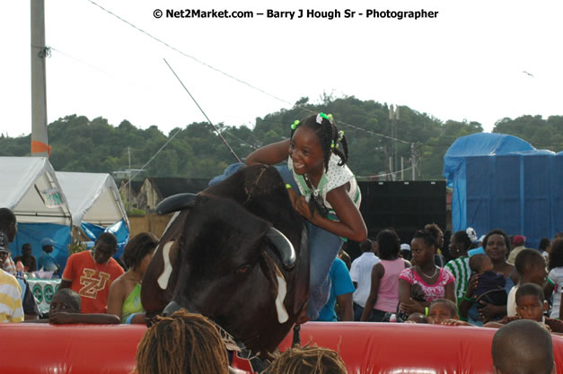 Cross De Harbour @ Lucea Car Park presented by Linkz Entertainment in association with Lucea Chamber of Commerce - Featuring Freddy Mc Gregor, Iley Dread, Mr. Vegas, Lt. Elmo, Champagne, Merital, CC, Brillant, TQ, Mad Dog, Chumps - Lucea, Hanover, Jamaica - Negril Travel Guide.com, Negril Jamaica WI - http://www.negriltravelguide.com - info@negriltravelguide.com...!