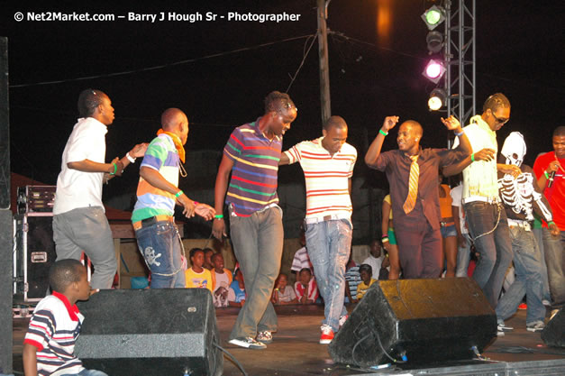 Cross De Harbour @ Lucea Car Park presented by Linkz Entertainment in association with Lucea Chamber of Commerce - Featuring Freddy Mc Gregor, Iley Dread, Mr. Vegas, Lt. Elmo, Champagne, Merital, CC, Brillant, TQ, Mad Dog, Chumps - Lucea, Hanover, Jamaica - Negril Travel Guide.com, Negril Jamaica WI - http://www.negriltravelguide.com - info@negriltravelguide.com...!