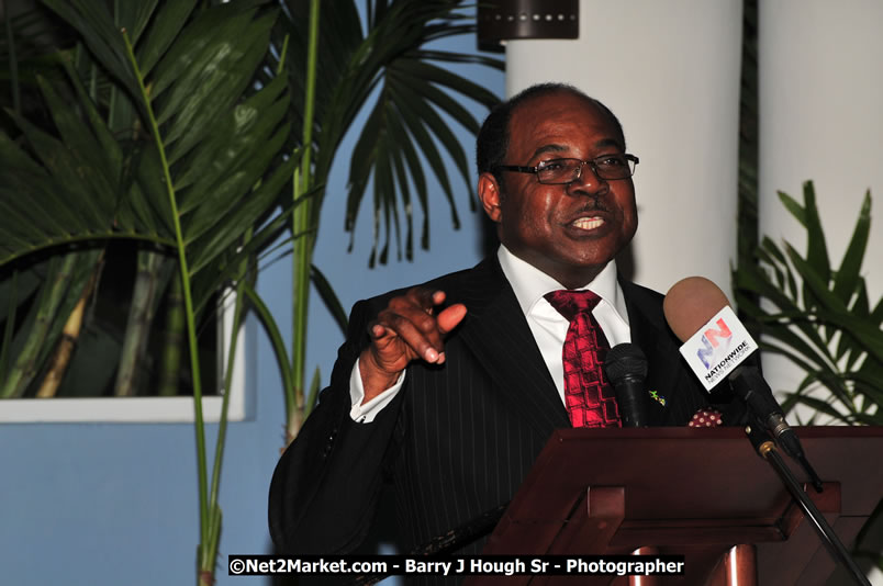 Bird of Paradise Awards & Gala @ Grand Palladium Resort & Spa [Fiesta] - Saturday, August 9, 2008 - Guest Honouree The Most Honourable P.J. Patterson ON, PC, QC - Hanover Homecoming Foundation LTD Jamaica - Wherever you roam ... Hanover bids you ... come HOME - Sunday, August 3 to Saturday, August 9, 2008 - Hanover Jamaica - Photographs by Net2Market.com - Barry J. Hough Sr. Photojournalist/Photograper - Photographs taken with a Nikon D300 - Negril Travel Guide, Negril Jamaica WI - http://www.negriltravelguide.com - info@negriltravelguide.com...!