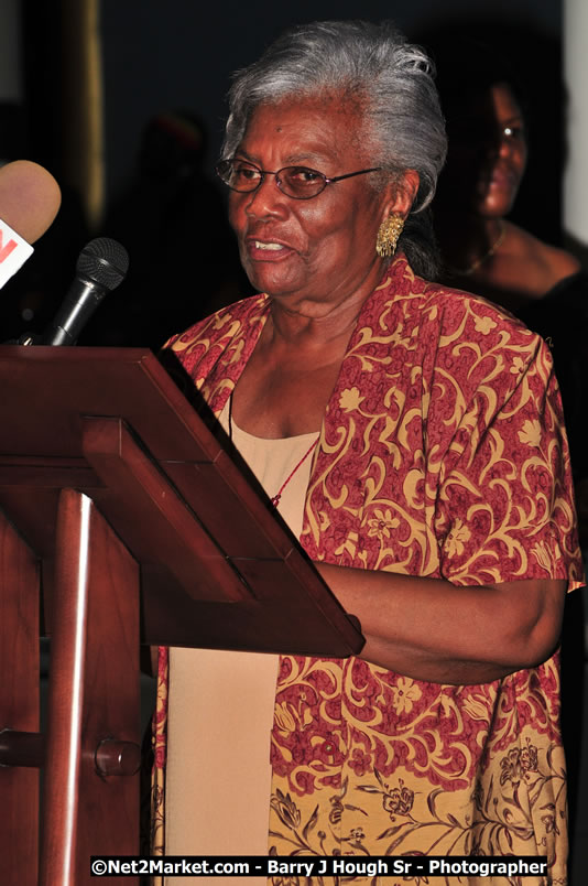 Bird of Paradise Awards & Gala @ Grand Palladium Resort & Spa [Fiesta] - Saturday, August 9, 2008 - Guest Honouree The Most Honourable P.J. Patterson ON, PC, QC - Hanover Homecoming Foundation LTD Jamaica - Wherever you roam ... Hanover bids you ... come HOME - Sunday, August 3 to Saturday, August 9, 2008 - Hanover Jamaica - Photographs by Net2Market.com - Barry J. Hough Sr. Photojournalist/Photograper - Photographs taken with a Nikon D300 - Negril Travel Guide, Negril Jamaica WI - http://www.negriltravelguide.com - info@negriltravelguide.com...!