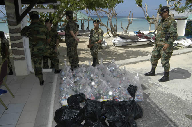 Hurricane Ivan Aid - "People Helping People" spearheaded by - Negril Travel Guide, Negril Jamaica WI - http://www.negriltravelguide.com - info@negriltravelguide.com...!