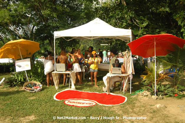 Hybrid Go Ultra - Independence Negril 2K7 - A Barefoot Beach Party @ The Hybrid Beach Cove aka Half Moon Beach Club, Sunday, August 5, 2007, Half Moon Beach, Hanover Parish, Jamaica - Negril Travel Guide.com, Negril Jamaica WI - http://www.negriltravelguide.com - info@negriltravelguide.com...!