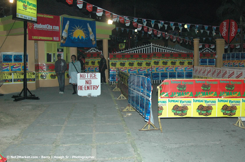 Jamaica Carnival 2007 @ The Jungle, Friday, March 2, 2007, The Jungle, Norman Manley Boulevard, Negril, Westmoreland, Jamaica W.I. - Negril Travel Guide, Negril Jamaica WI - http://www.negriltravelguide.com - info@negriltravelguide.com...!