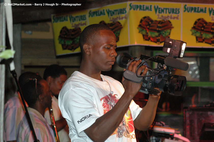 Jamaica Carnival 2007 @ The Jungle, Friday, March 2, 2007, The Jungle, Norman Manley Boulevard, Negril, Westmoreland, Jamaica W.I. - Negril Travel Guide, Negril Jamaica WI - http://www.negriltravelguide.com - info@negriltravelguide.com...!