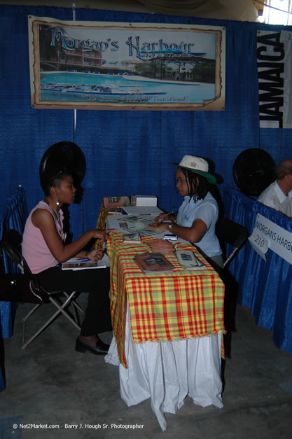 JAPEX 2006 Exibition @ Home Solutions, Negril - Tuesday, April 25, 2006 - Negril - JAPEX 2006 Negril Photos - Negril Travel Guide, Negril Jamaica WI - http://www.negriltravelguide.com - info@negriltravelguide.com...!