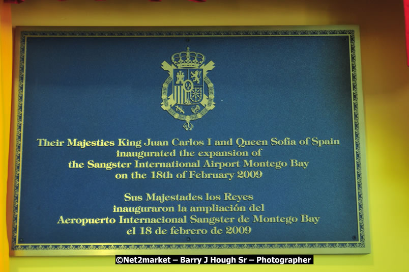 The Unveiling Of The Commemorative Plaque By The Honourable Prime Minister, Orette Bruce Golding, MP, And Their Majesties, King Juan Carlos I And Queen Sofia Of Spain - On Wednesday, February 18, 2009, Marking The Completion Of The Expansion Of Sangster International Airport, Venue at Sangster International Airport, Montego Bay, St James, Jamaica - Wednesday, February 18, 2009 - Photographs by Net2Market.com - Barry J. Hough Sr, Photographer/Photojournalist - Negril Travel Guide, Negril Jamaica WI - http://www.negriltravelguide.com - info@negriltravelguide.com...!