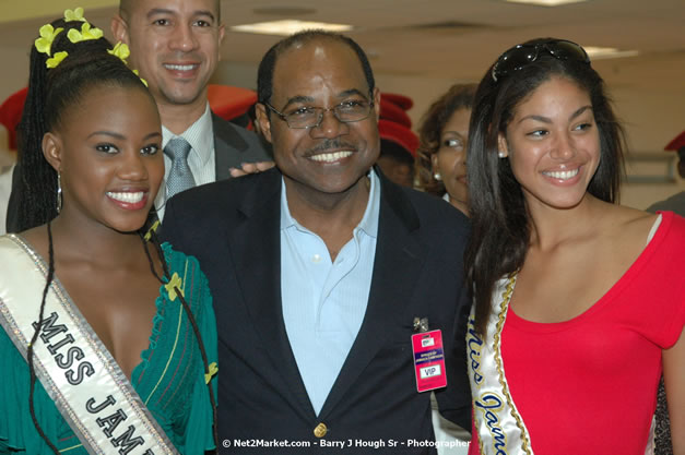 Minister of Tourism, Hon. Edmund Bartlett - Director of Tourism, Basil Smith, and Mayor of Montego Bay, Councillor Charles Sinclair Launch of Winter Tourism Season at Sangster International Airport, Saturday, December 15, 2007 - Sangster International Airport - MBJ Airports Limited, Montego Bay, Jamaica W.I. - Photographs by Net2Market.com - Barry J. Hough Sr, Photographer - Negril Travel Guide, Negril Jamaica WI - http://www.negriltravelguide.com - info@negriltravelguide.com...!