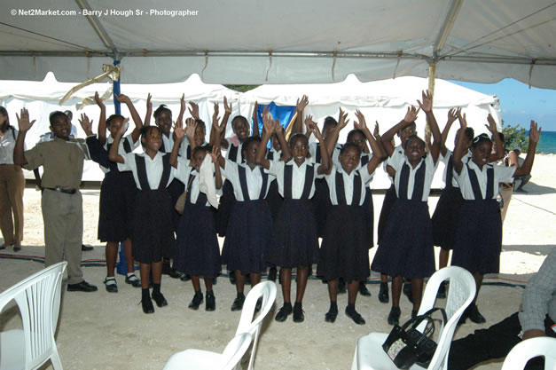 Palladium Hotels & Resorts - Groundbreaking of the 1600-Room Grand Palladium Lady Hamilton Resort & Spa and the Grand Palludium Jamaica Resort & Spa - Special Address: The Most Honorable Portia Simpson-Miller, O.N., M.P., Prime Minister of Jamaica - The Point, Lucea, Hanover, Saturday, November 11, 2006 @ 2:00 pm - Negril Travel Guide, Negril Jamaica WI - http://www.negriltravelguide.com - info@negriltravelguide.com...!