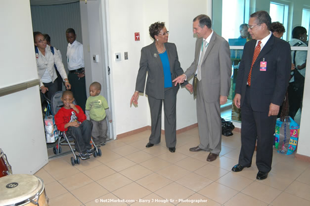 MBJ Airports Limited Welcomes WestJet Airlines - Inaugural Scheduled Service From Toronto Pearsons International Airport - Monday, December 10, 2007 - Sangster International Airport - MBJ Airports Limited, Montego Bay, Jamaica W.I. - Photographs by Net2Market.com - Barry J. Hough Sr, Photographer - Negril Travel Guide, Negril Jamaica WI - http://www.negriltravelguide.com - info@negriltravelguide.com...!