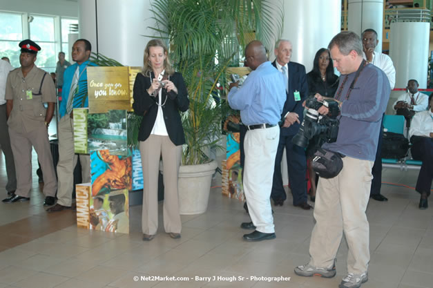 MBJ Airports Limited Welcomes WestJet Airlines - Inaugural Scheduled Service From Toronto Pearsons International Airport - Monday, December 10, 2007 - Sangster International Airport - MBJ Airports Limited, Montego Bay, Jamaica W.I. - Photographs by Net2Market.com - Barry J. Hough Sr, Photographer - Negril Travel Guide, Negril Jamaica WI - http://www.negriltravelguide.com - info@negriltravelguide.com...!