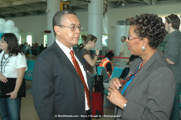 MBJ Airports Limited Welcomes WestJet Airlines - Inaugural Scheduled Service From Toronto Pearsons International Airport - Monday, December 10, 2007 - Sangster International Airport - MBJ Airports Limited, Montego Bay, Jamaica W.I. - Photographs by Net2Market.com - Barry J. Hough Sr, Photographer - Negril Travel Guide, Negril Jamaica WI - http://www.negriltravelguide.com - info@negriltravelguide.com...!