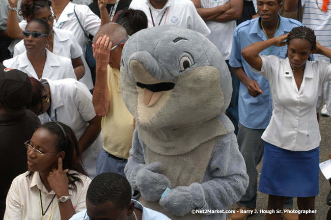 MS Freedom Of The Seas [Royal Caribbean International's - Newest Vessel] Plaques &amp; Keys Ceremony in order to commemorate its first arrival at the Port Montego Bay Photos - Negril Travel Guide, Negril Jamaica WI - http://www.negriltravelguide.com - info@negriltravelguide.com...!