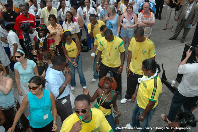 MS Freedom Of The Seas [Royal Caribbean International's - Newest Vessel] Plaques &amp; Keys Ceremony in order to commemorate its first arrival at the Port Montego Bay Photos - Negril Travel Guide, Negril Jamaica WI - http://www.negriltravelguide.com - info@negriltravelguide.com...!