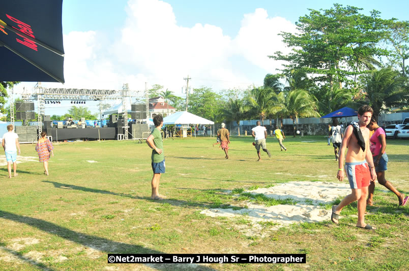 Marley Magic Traffic Jam - Celebrity Football @ Spring Break - Saturday, March 21, 2009 - Also Featuring: Kelley, Capleton, Junior Reid, Spragga Benz, Wayne Marshall, Munga, Romaine Virgo,Embee, Bango Herman, Flava K, Whisky Baggio, Andrew and Wadda Blood, Black Am I, Packa, Venue at Waz Beach, Norman Manley Boulevard, Negril Westmoreland, Jamaica - Saturday, March 21, 2009 - Photographs by Net2Market.com - Barry J. Hough Sr, Photographer/Photojournalist - Negril Travel Guide, Negril Jamaica WI - http://www.negriltravelguide.com - info@negriltravelguide.com...!