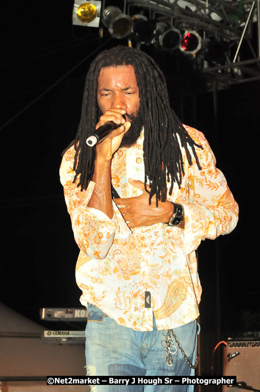 Marley Magic Traffic Jam - Concert @ Spring Break - Saturday, March 21, 2009 - Also Featuring: Kelley, Capleton, Junior Reid, Spragga Benz, Wayne Marshall, Munga, Romaine Virgo,Embee, Bango Herman, Flava K, Whisky Baggio, Andrew and Wadda Blood, Black Am I, Packa, Venue at Waz Beach, Norman Manley Boulevard, Negril Westmoreland, Jamaica - Saturday, March 21, 2009 - Photographs by Net2Market.com - Barry J. Hough Sr, Photographer/Photojournalist - Negril Travel Guide, Negril Jamaica WI - http://www.negriltravelguide.com - info@negriltravelguide.com...!