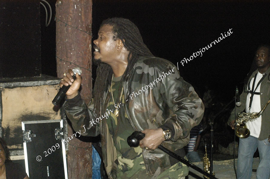  Luciano "Live in Concert" Negril Escape Resort & Spa, Openning Acts: Justice Merchant, and Timmi Burrell, Backing Band: JAH Messenjah, One Love Reggae Summer Series, West End, Negril, Westmoreland, Jamaica W.I. - Tuesday, August 11, 2009 - Photographs by Barry J. Hough Sr. Photojournalist/Photograper - Photographs taken with a Nikon D70, D100, or D300 - Negril Travel Guide, Negril Jamaica WI - http://www.negriltravelguide.com - info@negriltravelguide.com...!