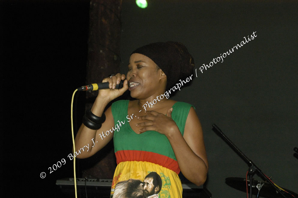  Queen Ifrica "Live in Concert" Negril Escape Resort & Spa, Openning Acts: Edge Michael, and Fyakin, One Love Reggae Summer Series, West End, Negril, Westmoreland, Jamaica W.I. - Tuesday, August 4, 2009 - Photographs by Barry J. Hough Sr. Photojournalist/Photograper - Photographs taken with a Nikon D70, D100, or D300 - Negril Travel Guide, Negril Jamaica WI - http://www.negriltravelguide.com - info@negriltravelguide.com...!