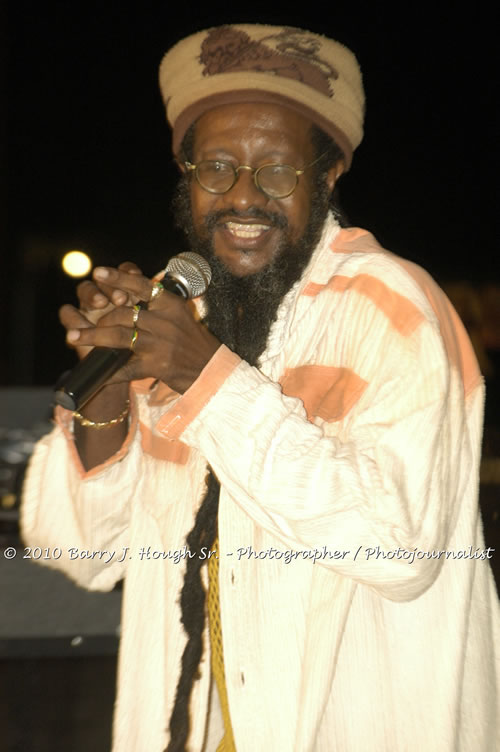 Freddy McGregor - Live In Concert @ Negril Escape Resort and Spa, One Love Drive, West End, Negril, Westmoreland, Jamaica W.I. - Photographs by Net2Market.com - Barry J. Hough Sr, Photographer/Photojournalist - Negril Travel Guide, Negril Jamaica WI - http://www.negriltravelguide.com - info@negriltravelguide.com...!