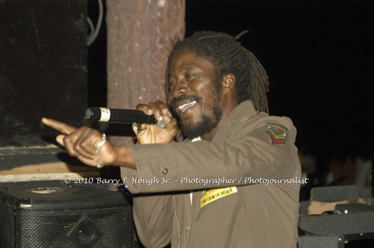 JAH Cure - Live In Concert @ Negril Escape Resort and Spa, December 15, 2009, One Love Drive, West End, Negril, Westmoreland, Jamaica W.I. - Photographs by Net2Market.com - Barry J. Hough Sr, Photographer/Photojournalist - Negril Travel Guide, Negril Jamaica WI - http://www.negriltravelguide.com - info@negriltravelguide.com...!