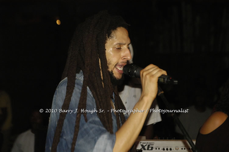 Julian Marley - Grammy Nominee & Son of the Legend Bob Marley - Live in Concert - Also featuring Ras Noble, Power Drill, Iron Head, & Robin Banks - Backing Band Roots Warrior, plus DJ Gemini @ One Love Reggae Concerts Series 09/10 @ Negril Escape Resort & Spa, February 2, 2010, One Love Drive, West End, Negril, Westmoreland, Jamaica W.I. - Photographs by Net2Market.com - Barry J. Hough Sr, Photographer/Photojournalist - The Negril Travel Guide - Negril's and Jamaica's Number One Concert Photography Web Site with over 40,000 Jamaican Concert photographs Published -  Negril Travel Guide, Negril Jamaica WI - http://www.negriltravelguide.com - info@negriltravelguide.com...!