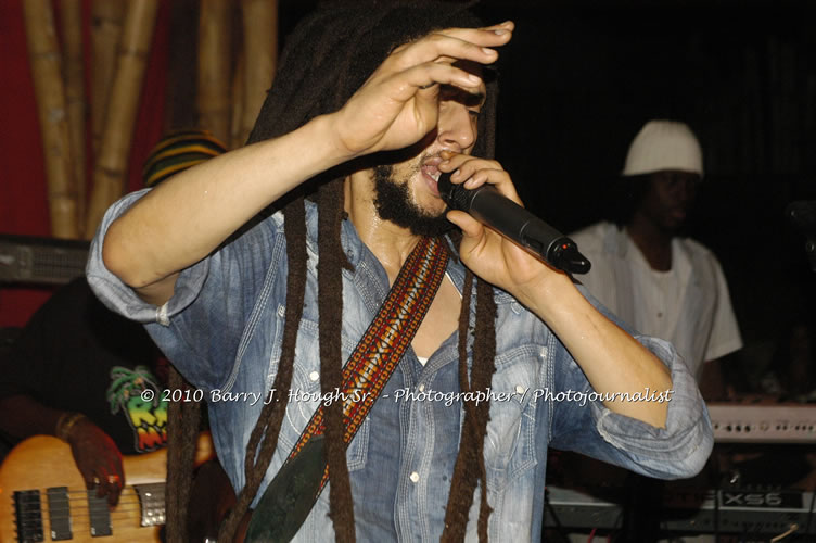 Julian Marley - Grammy Nominee & Son of the Legend Bob Marley - Live in Concert - Also featuring Ras Noble, Power Drill, Iron Head, & Robin Banks - Backing Band Roots Warrior, plus DJ Gemini @ One Love Reggae Concerts Series 09/10 @ Negril Escape Resort & Spa, February 2, 2010, One Love Drive, West End, Negril, Westmoreland, Jamaica W.I. - Photographs by Net2Market.com - Barry J. Hough Sr, Photographer/Photojournalist - The Negril Travel Guide - Negril's and Jamaica's Number One Concert Photography Web Site with over 40,000 Jamaican Concert photographs Published -  Negril Travel Guide, Negril Jamaica WI - http://www.negriltravelguide.com - info@negriltravelguide.com...!