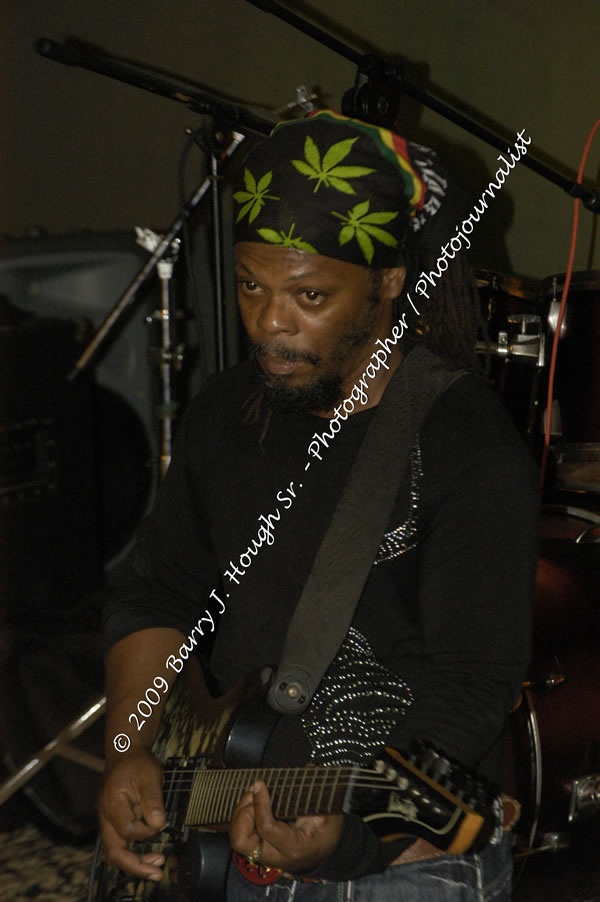  Sanchez - Live in Concert - at the One Love Reggae Concert Series 09/10 @ Negril Escape Resort & Spa - Also Featuring: Timmi Burrell and Justice Merchant- Backing Band Roots Warrior - DJ Gemini - MC Oliver Cargill, Negril Escape Resort & Spa, One Love Drive, West End, Negril, Westmoreland, Jamaica W.I. - Tuesday, November 24, 2009 - Photographs by Net2Market.com - Barry J. Hough Sr, Photographer / Photojournalist - Photos taken with a Nikon D70, D100, or D300 - Negril Travel Guide, Negril Jamaica WI - http://www.negriltravelguide.com - info@negriltravelguide.com...!