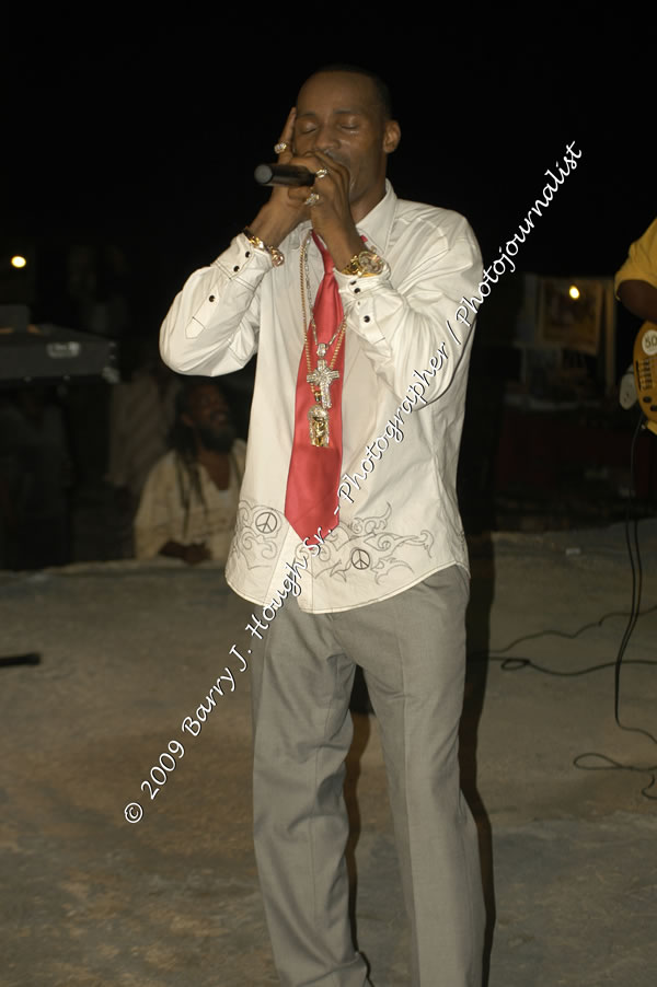  Sanchez - Live in Concert - at the One Love Reggae Concert Series 09/10 @ Negril Escape Resort & Spa - Also Featuring: Timmi Burrell and Justice Merchant- Backing Band Roots Warrior - DJ Gemini - MC Oliver Cargill, Negril Escape Resort & Spa, One Love Drive, West End, Negril, Westmoreland, Jamaica W.I. - Tuesday, November 24, 2009 - Photographs by Net2Market.com - Barry J. Hough Sr, Photographer / Photojournalist - Photos taken with a Nikon D70, D100, or D300 - Negril Travel Guide, Negril Jamaica WI - http://www.negriltravelguide.com - info@negriltravelguide.com...!