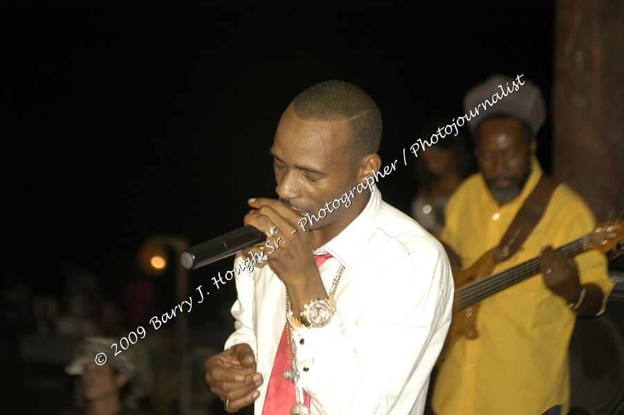  Sanchez - Live in Concert - at the One Love Reggae Concert Series 09/10 @ Negril Escape Resort & Spa - Also Featuring: Timmi Burrell and Justice Merchant- Backing Band Roots Warrior - DJ Gemini - MC Oliver Cargill, Negril Escape Resort & Spa, One Love Drive, West End, Negril, Westmoreland, Jamaica W.I. - Tuesday, November 24, 2009 - Photographs by Net2Market.com - Barry J. Hough Sr, Photographer / Photojournalist - Photos taken with a Nikon D70, D100, or D300 - Negril Travel Guide, Negril Jamaica WI - http://www.negriltravelguide.com - info@negriltravelguide.com...!