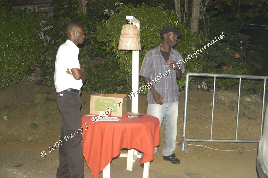  Tarrus Riley - Live in Concert - at the One Love Reggae Concert Series 09/10 @ Negril Escape Resort & Spa - Also Featuring: Mistic Bowie, Monday Justice, Cash, Dean Frazier - DJ Gemini - MC Oliver Cargill, Negril Escape Resort & Spa, One Love Drive, West End, Negril, Westmoreland, Jamaica W.I. - Tuesday, November 17, 2009 - Photographs by Net2Market.com - Barry J. Hough Sr, Photographer / Photojournalist - Photos taken with a Nikon D70, D100, or D300 - Negril Travel Guide, Negril Jamaica WI - http://www.negriltravelguide.com - info@negriltravelguide.com...!