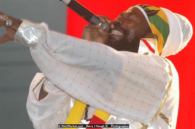 Capleton at Tru-Juice Rebel Salute 2008 - The 15th staging of Tru-Juice Rebel Salute, Saturday, January 12, 2008, Port Kaiser Sports Club, St. Elizabeth, Jamaica W.I. - Photographs by Net2Market.com - Barry J. Hough Sr, Photographer - Negril Travel Guide, Negril Jamaica WI - http://www.negriltravelguide.com - info@negriltravelguide.com...!