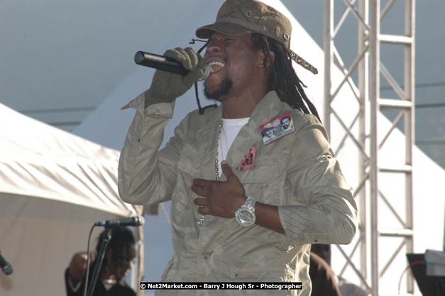 Jah Cure at Tru-Juice Rebel Salute 2008 - The 15th staging of Tru-Juice Rebel Salute, Saturday, January 12, 2008, Port Kaiser Sports Club, St. Elizabeth, Jamaica W.I. - Photographs by Net2Market.com - Barry J. Hough Sr, Photographer - Negril Travel Guide, Negril Jamaica WI - http://www.negriltravelguide.com - info@negriltravelguide.com...!