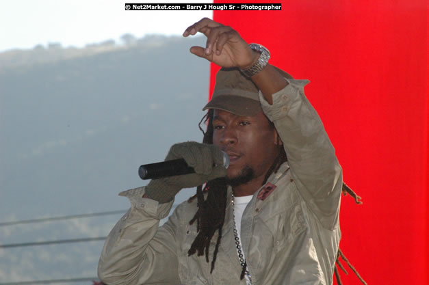 Jah Cure at Tru-Juice Rebel Salute 2008 - The 15th staging of Tru-Juice Rebel Salute, Saturday, January 12, 2008, Port Kaiser Sports Club, St. Elizabeth, Jamaica W.I. - Photographs by Net2Market.com - Barry J. Hough Sr, Photographer - Negril Travel Guide, Negril Jamaica WI - http://www.negriltravelguide.com - info@negriltravelguide.com...!