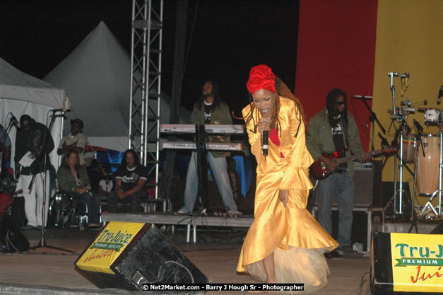 Queen Ifrica at Tru-Juice Rebel Salute 2008 - The 15th staging of Tru-Juice Rebel Salute, Saturday, January 12, 2008, Port Kaiser Sports Club, St. Elizabeth, Jamaica W.I. - Photographs by Net2Market.com - Barry J. Hough Sr, Photographer - Negril Travel Guide, Negril Jamaica WI - http://www.negriltravelguide.com - info@negriltravelguide.com...!