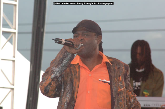 Sugar Minott at Tru-Juice Rebel Salute 2008 - The 15th staging of Tru-Juice Rebel Salute, Saturday, January 12, 2008, Port Kaiser Sports Club, St. Elizabeth, Jamaica W.I. - Photographs by Net2Market.com - Barry J. Hough Sr, Photographer - Negril Travel Guide, Negril Jamaica WI - http://www.negriltravelguide.com - info@negriltravelguide.com...!