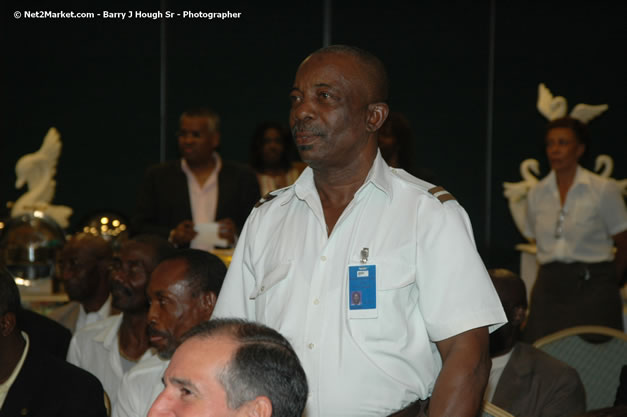 Red Cap Porters Awards - Minister of Tourism, Hon. Edmund Bartlett - Director of Tourism, Basil Smith - Friday, December 14, 2007 - Holiday Inn Sunspree, Montego Bay, Jamaica W.I. - Photographs by Net2Market.com - Barry J. Hough Sr, Photographer - Negril Travel Guide, Negril Jamaica WI - http://www.negriltravelguide.com - info@negriltravelguide.com...!