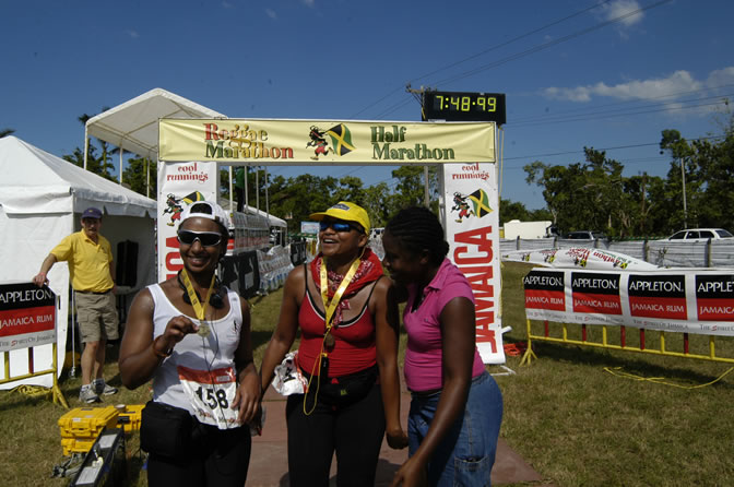 Reggae Marathon 2004 - Negril Travel Guide, Negril Jamaica WI - http://www.negriltravelguide.com - info@negriltravelguide.com...!