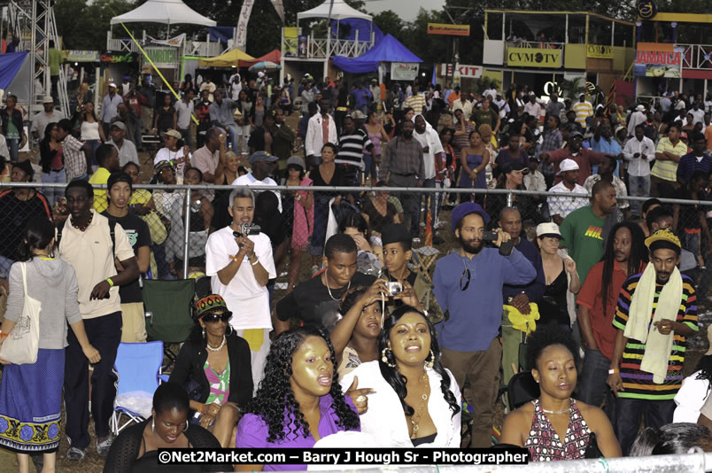 John Holt @ Red Stripe Reggae Sumfest 2008 International Night 2, Catherine Hall, Montego Bay - Saturday, July 19, 2008 - Reggae Sumfest 2008 July 13 - July 19, 2008 - Photographs by Net2Market.com - Barry J. Hough Sr. Photojournalist/Photograper - Photographs taken with a Nikon D300 - Negril Travel Guide, Negril Jamaica WI - http://www.negriltravelguide.com - info@negriltravelguide.com...!