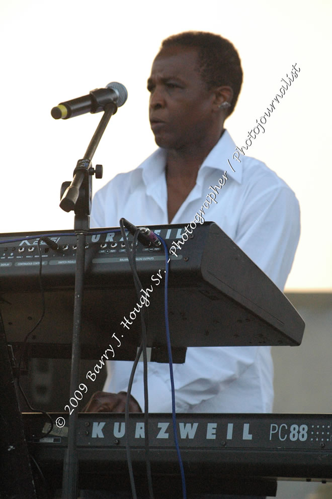 Inner Circle  @ Reggae Sumfest 2009 - International Night 2 - Reggae Sumfest 2009,Catherine Hall, Montego Bay, St. James, Jamaica W.I. - Saturday, July 25, 2009 - Reggae Sumfest 2009, July 19 - 25, 2009 - Photographs by Net2Market.com - Barry J. Hough Sr. Photojournalist/Photograper - Photographs taken with a Nikon D70, D100, or D300 - Negril Travel Guide, Negril Jamaica WI - http://www.negriltravelguide.com - info@negriltravelguide.com...!