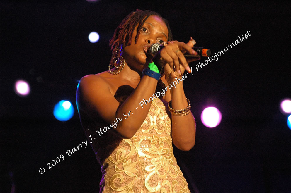 Sophia Squire  @ Reggae Sumfest 2009 - International Night 2 - Reggae Sumfest 2009,Catherine Hall, Montego Bay, St. James, Jamaica W.I. - Saturday, July 25, 2009 - Reggae Sumfest 2009, July 19 - 25, 2009 - Photographs by Net2Market.com - Barry J. Hough Sr. Photojournalist/Photograper - Photographs taken with a Nikon D70, D100, or D300 - Negril Travel Guide, Negril Jamaica WI - http://www.negriltravelguide.com - info@negriltravelguide.com...!