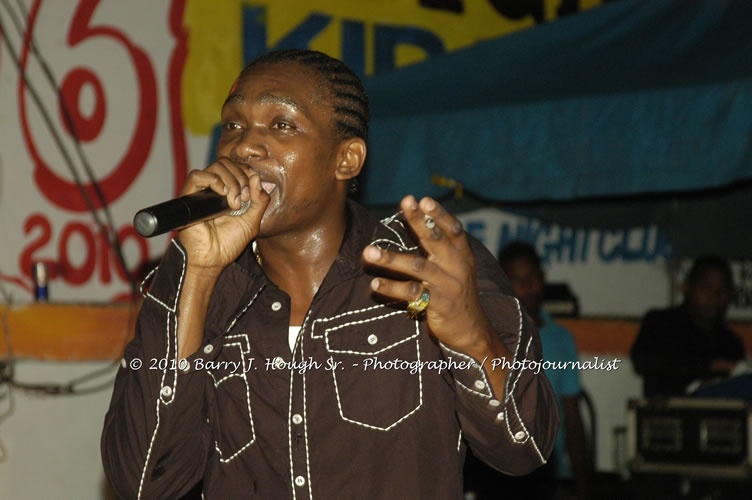 Busy Signal & Kip Rich- Also featuring: Mona Lisa and Crystal Axe @ Striptease Night Club, Scrub-A-Dub Car Wash, , Whitehall, Negril, Westmoreland, Jamaica W.I. - Photographs by Net2Market.com - Barry J. Hough Sr, Photographer/Photojournalist - The Negril Travel Guide - Negril's and Jamaica's Number One Concert Photography Web Site with over 40,000 Jamaican Concert photographs Published -  Negril Travel Guide, Negril Jamaica WI - http://www.negriltravelguide.com - info@negriltravelguide.com...!